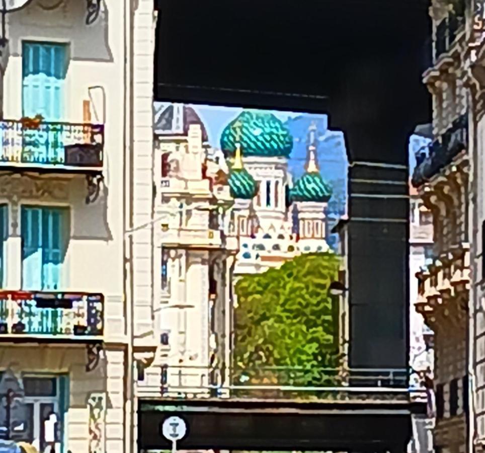 Apartment Large 2br Sunny 20 Meter Terrace Parking Shops